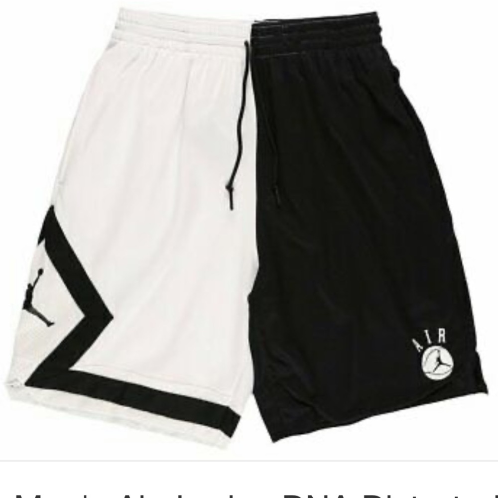 Air Jordan Men’s Shorts - Picture 5 of 15
